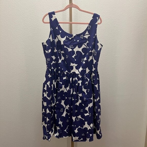 Boden Dresses & Skirts - Boden Marilyn Fit and Flare Dress Blue & White Print 14R